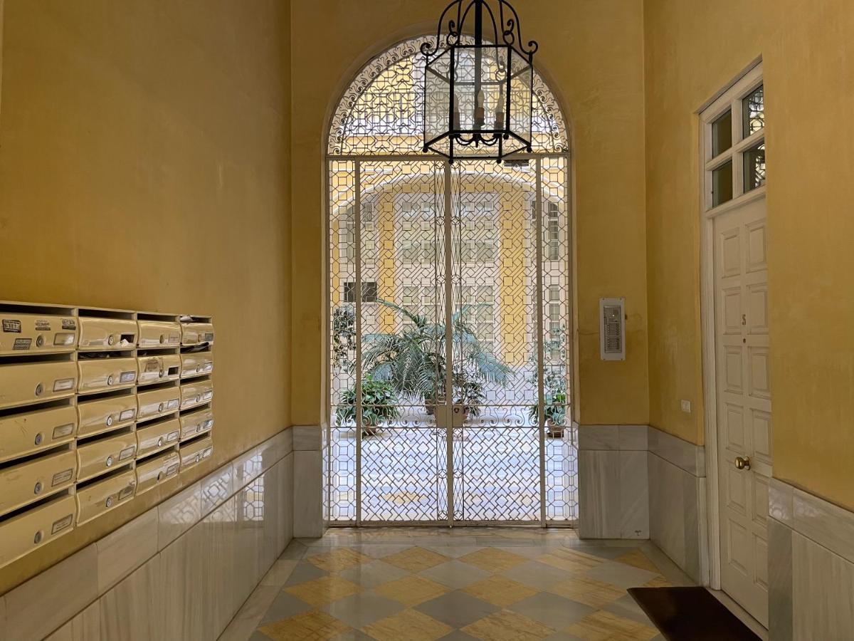 Esse Plaza Nueva Apartamento Sevilla